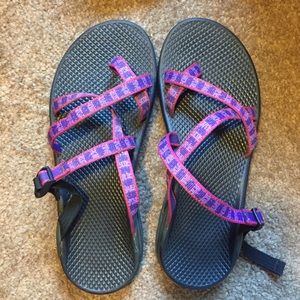 Chaco's: on hold for someone right now