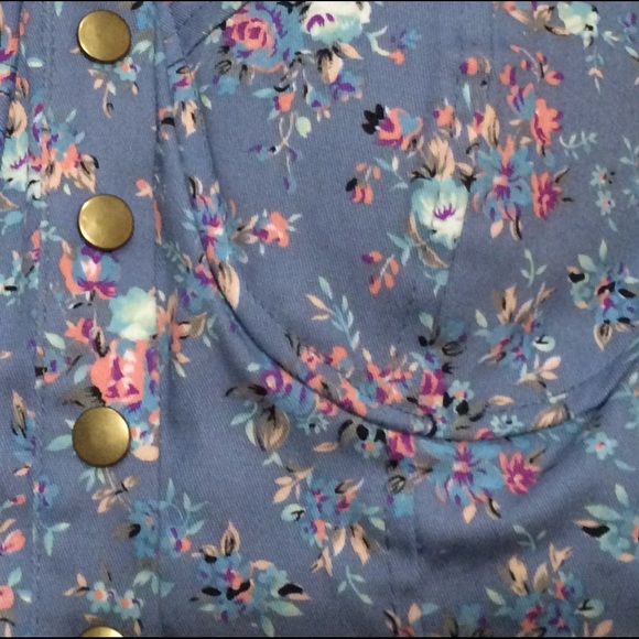 [🚫Traded] Chambray floral bustier - Picture 3 of 3