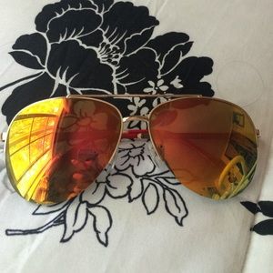 Orange sunglasses 😎