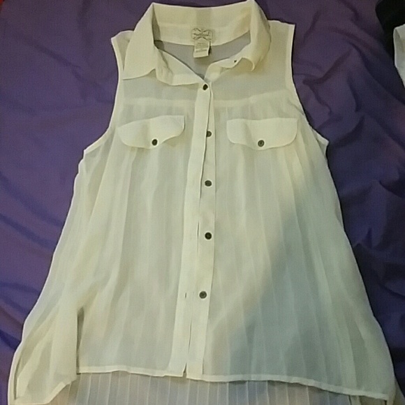 White tank