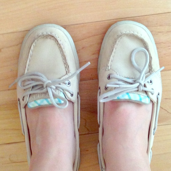 Sperrys size 5