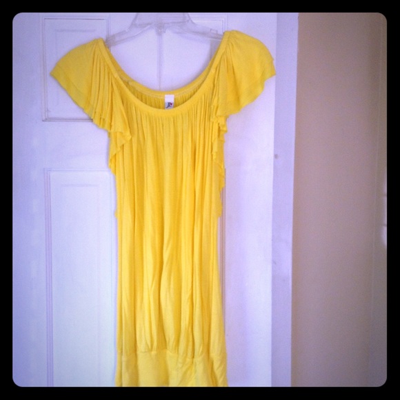 Off the shoulder yellow top