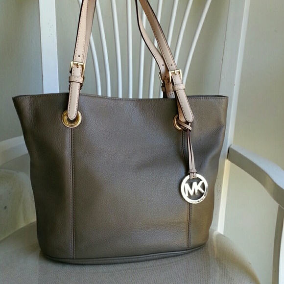 Michael Kors Tote