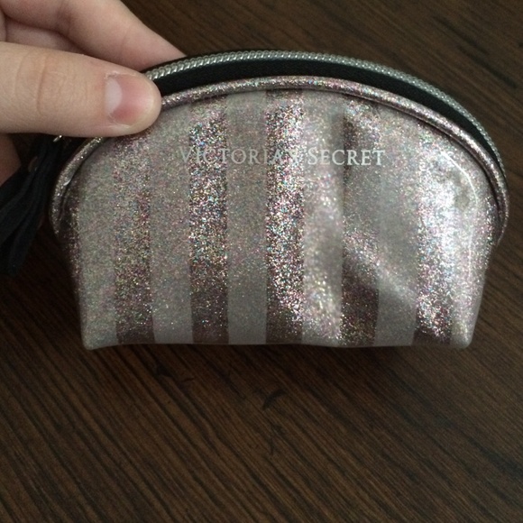 Victoria's Secret small travel pouch!