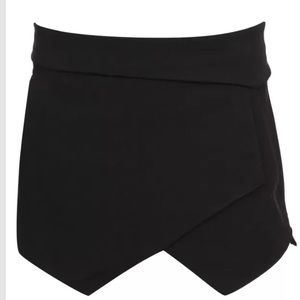 😜Cute black skorts!!!😜