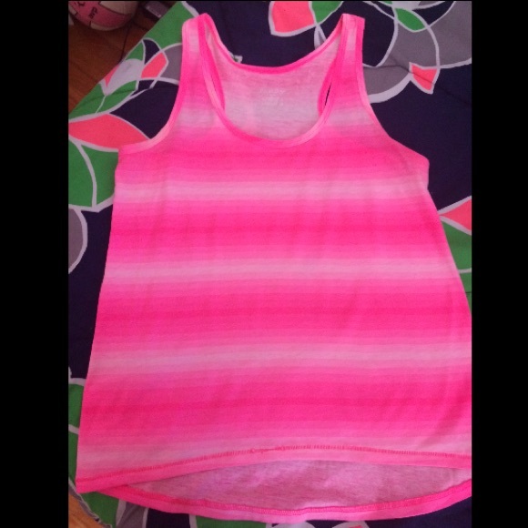 ✖️bundled✖️Neon pink tank top♡
