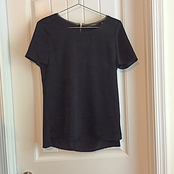 Tahari Black Short Sleeve Top - Picture 2 of 4