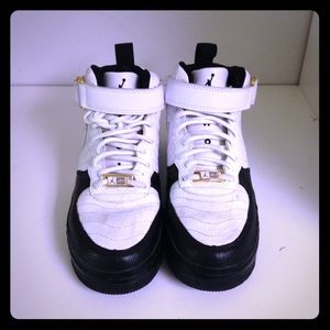 *on hold* Air Jordan XII x Air Force 1