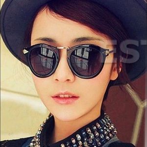 Sunglasses for @briwells