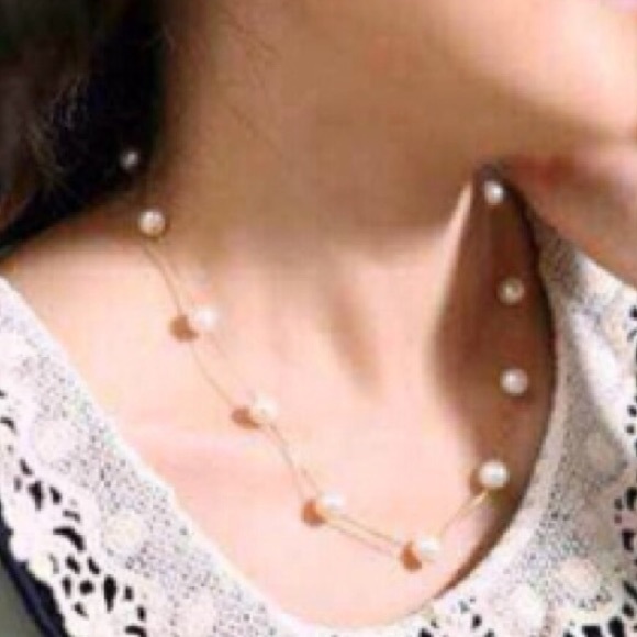 Beautiful faux pearl necklace - Picture 3 of 4