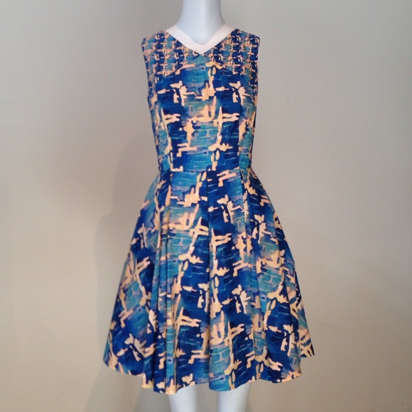 NEW! Vivianne Tam Cotton Summer Dress 
Size 2
100% Cotton