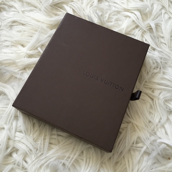 😎SOLD😎 Louis Vuitton wallet box