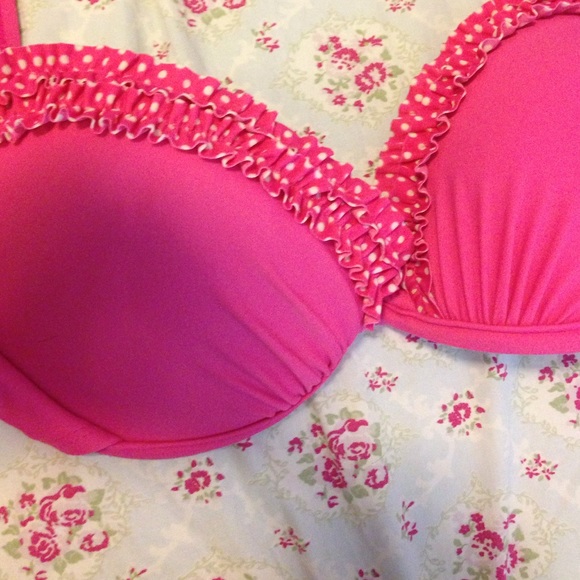 Bathing suit bundle! Will reduce price!! - Picture 2 of 4