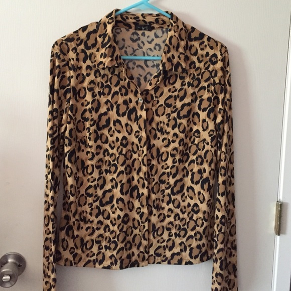 Nice outfit blue jeans and a shirt👖👚