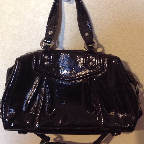 Coach Handbag (small/medium)