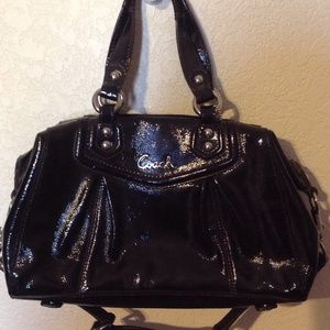Coach Handbag (small/medium)