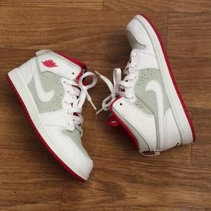 Hare 1's