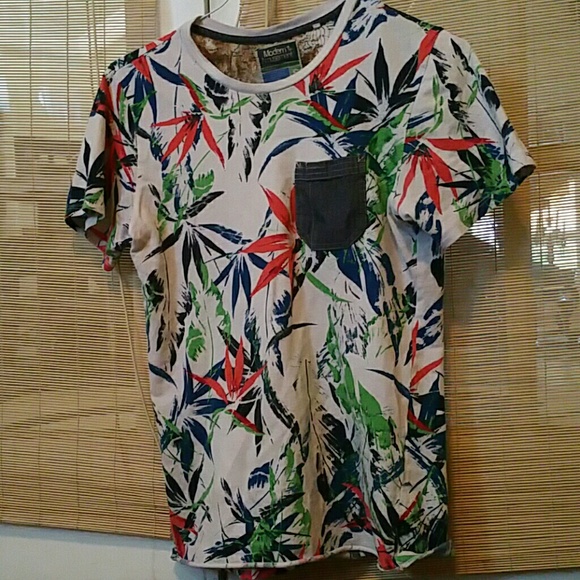 A pocket t-shirt