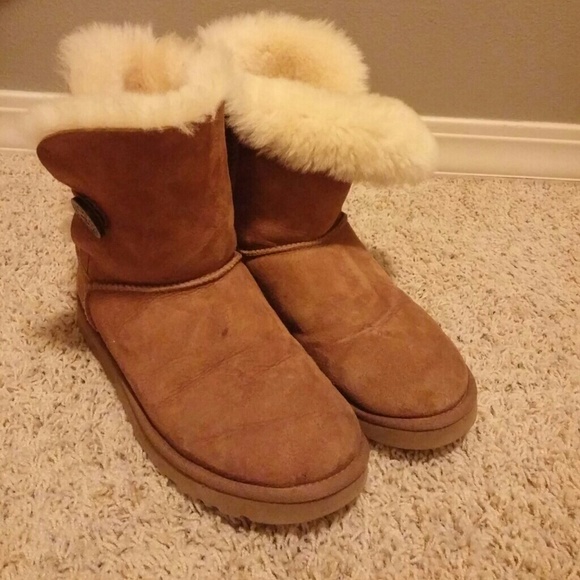 Women's Ugg tan suede Boot size 8 EUC