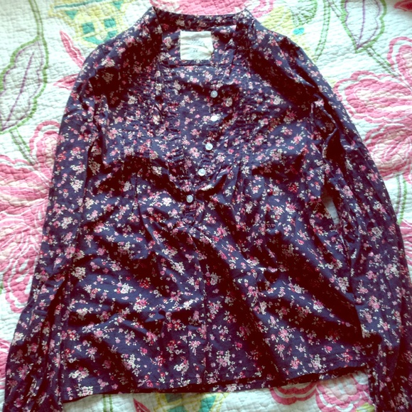 Button down h&m shirt floral