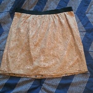 Nude lace skirt