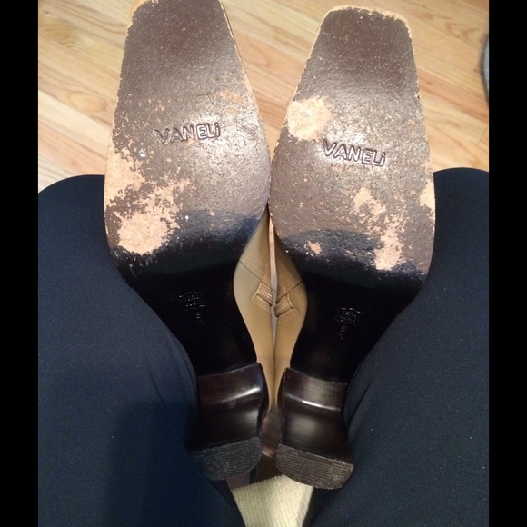 VANELi Leather Boots. REDUCED PRICE!! - Picture 5 of 5