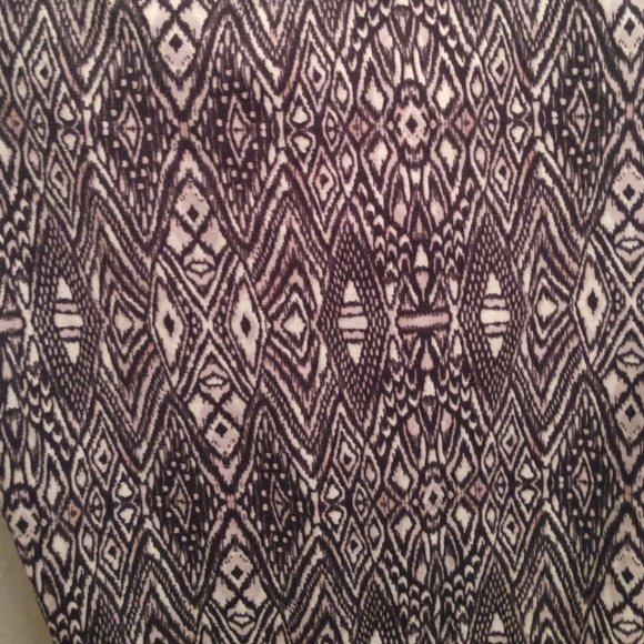 Black and white print leggings - Picture 2 of 2