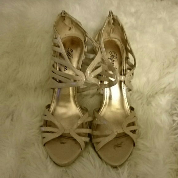 Nude shoes
