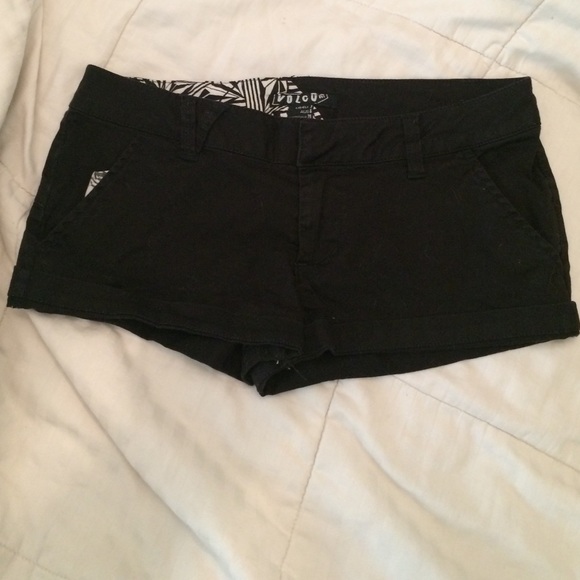 Black Volcom Shorts size 3
