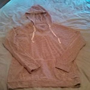 Thin knit hooded sweatshirt