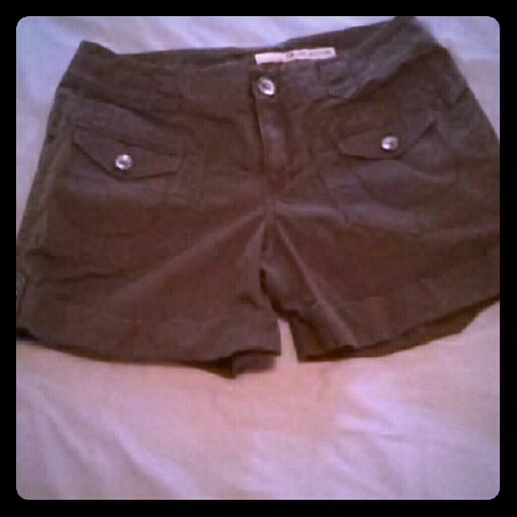 Olive green cuffed shorts