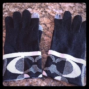 Authentic Coach Gloves