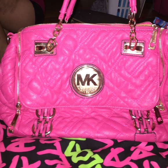 hot pink handbag