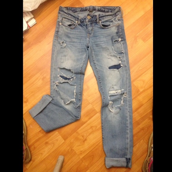 American eagle distressed skinny jeans