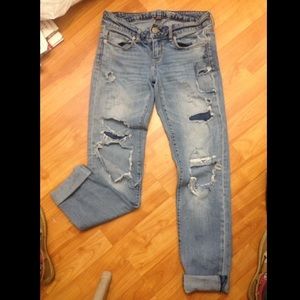 American eagle distressed skinny jeans