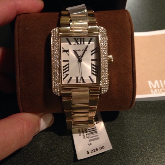 Michael Kors Gold Watch - Picture 2 of 4