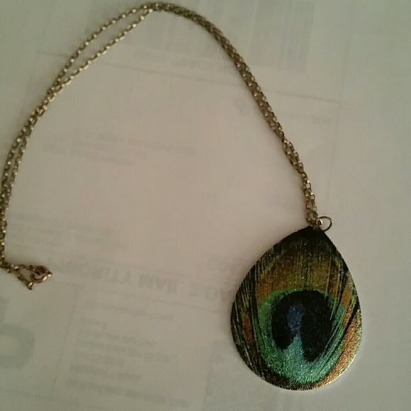 Jewelry - HP Peacock necklace