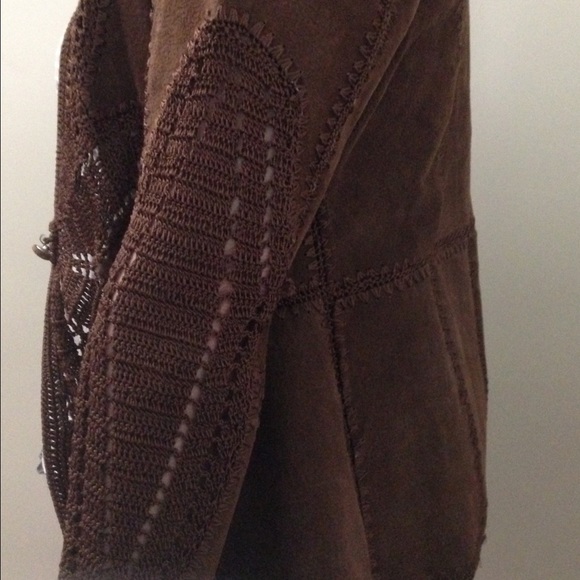 Brown suede jacket - Picture 2 of 3