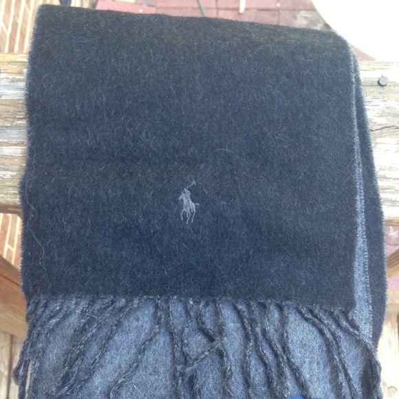 Black Ralph Lauren wool scarf