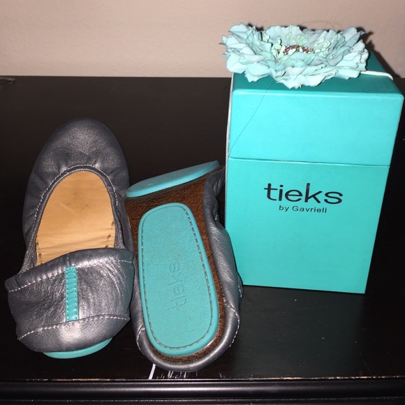 Tieks Metallic Gray Size 6