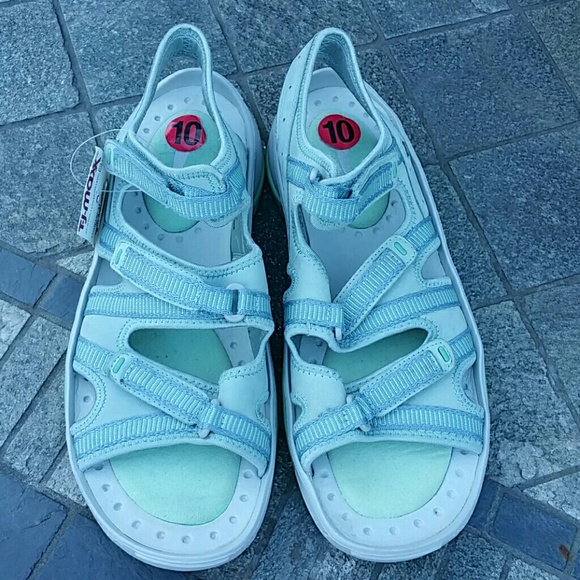 New Primo sandals and grey green velcro straps