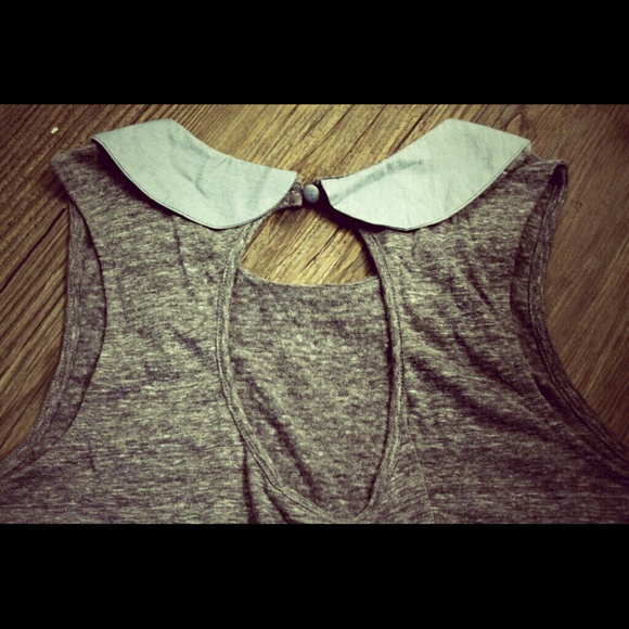 Cute top! - Picture 2 of 2