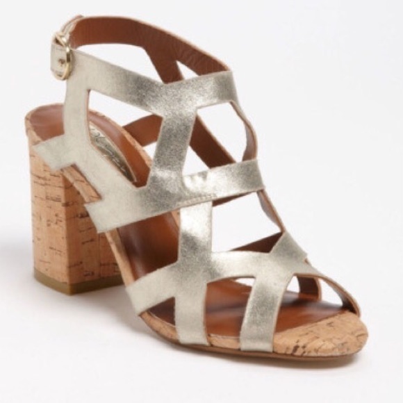 Halogen 'Gracey' Sandal