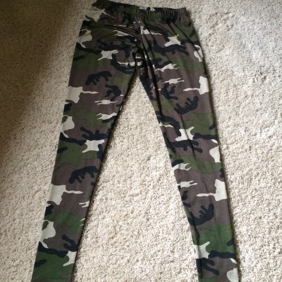 DEB camouflage leggings