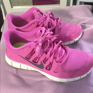Pink nikes size 7!