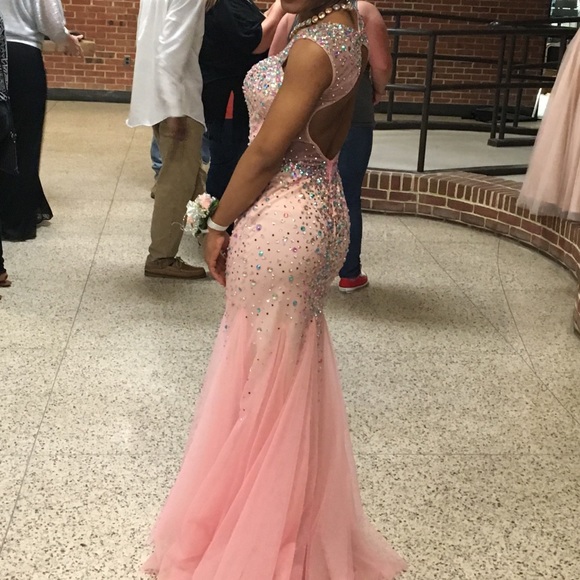 Pink blush prom dress - Picture 3 of 3