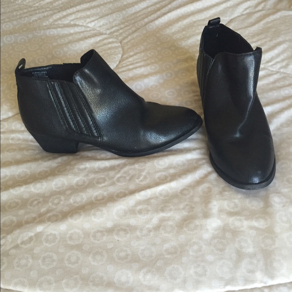 H&M Black Chelsea Boots