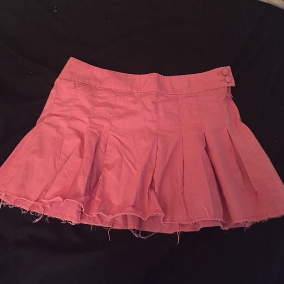 Pink American Eagle skirt
