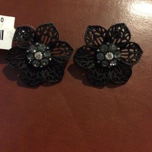 Betsy Johnson black flower earrings