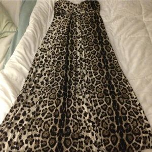 PENDING TRADE Leopard Maxi Dress size 8
